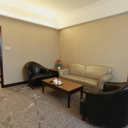 Guangzhou Nanfang Yiyuan Hotel-2